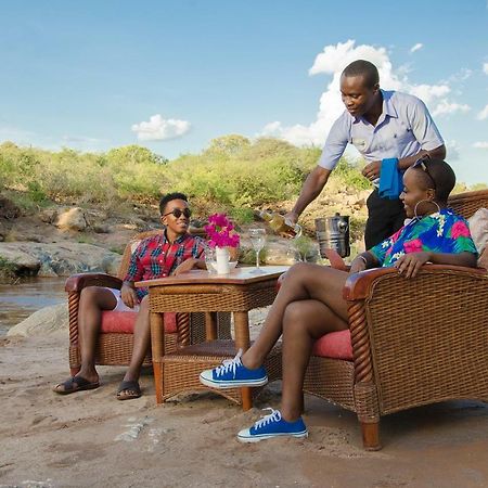 Maneaters Villa Tsavo Exterior photo