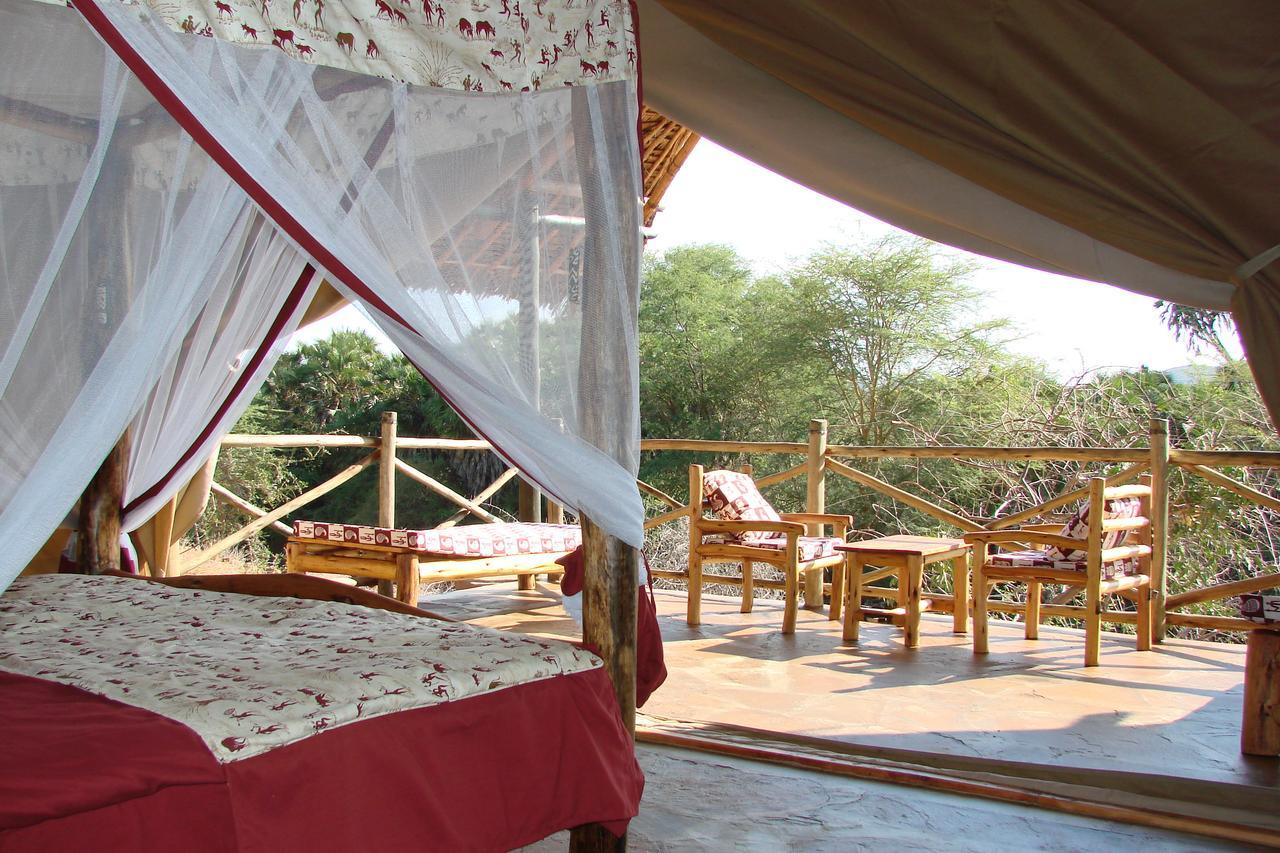 Maneaters Villa Tsavo Exterior photo