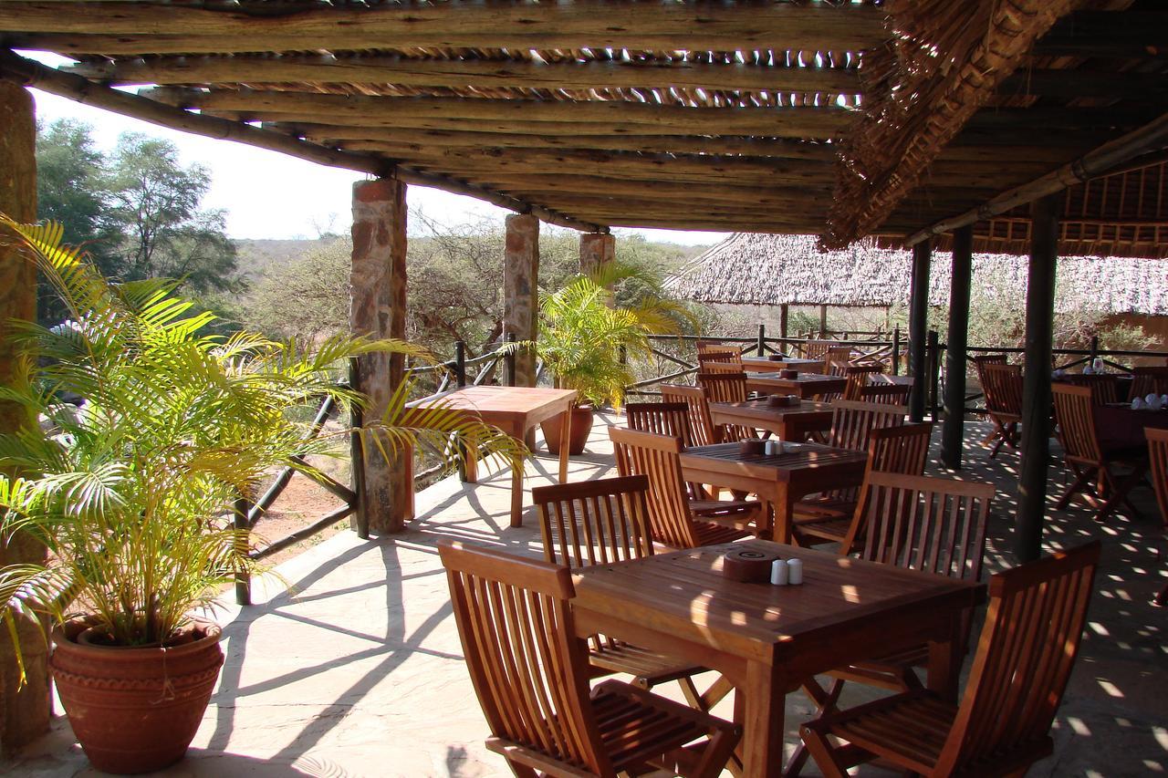 Maneaters Villa Tsavo Exterior photo
