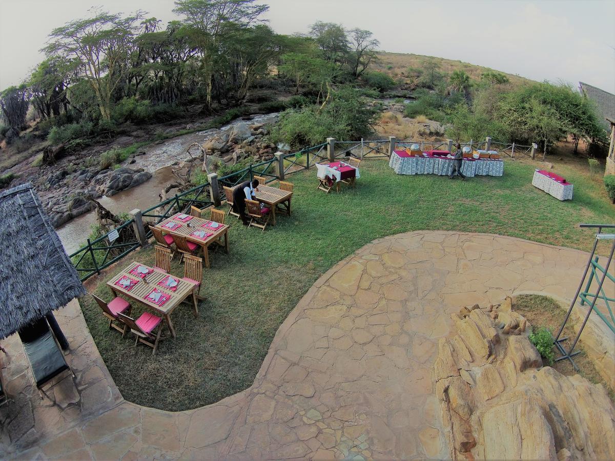 Maneaters Villa Tsavo Exterior photo